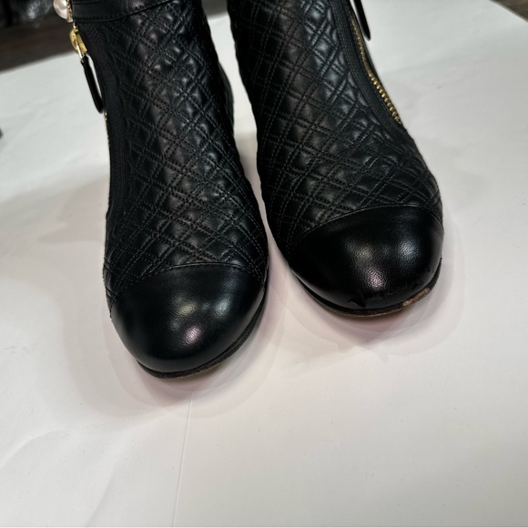 Interlocking CC Logo Leather Black Booties - Picture 7 of 10